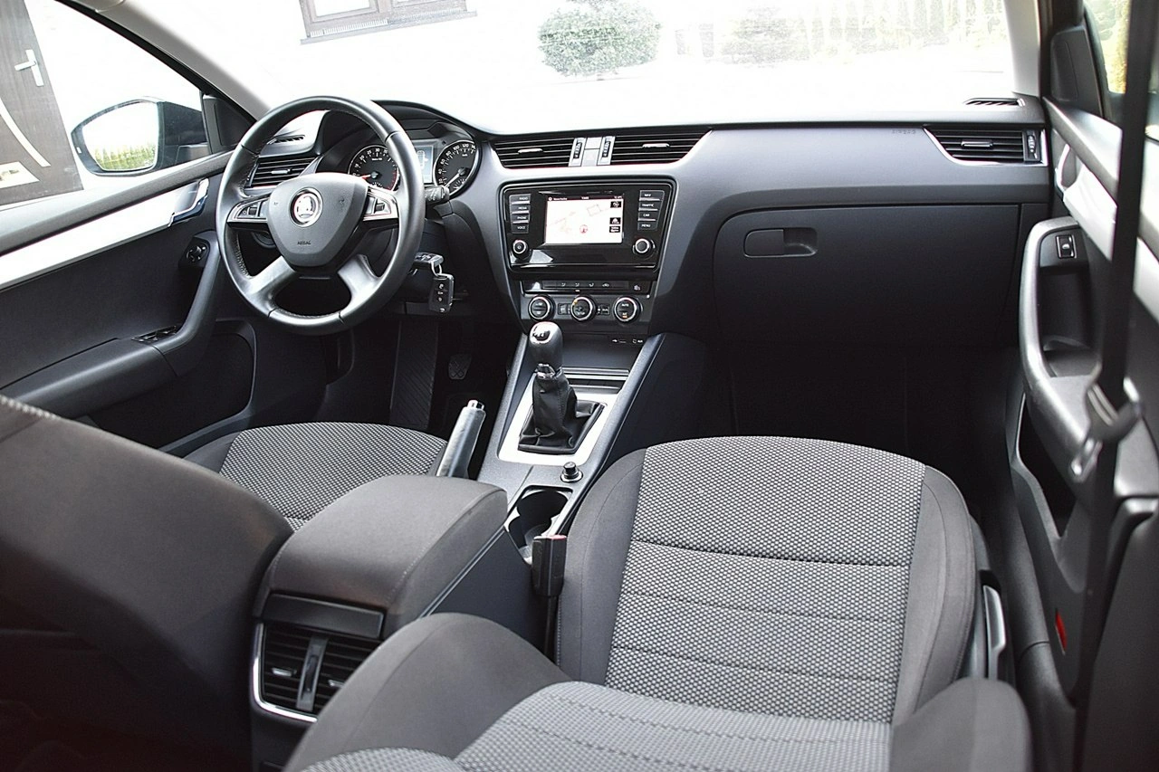 Skoda Octavia - Zdjęcie 5