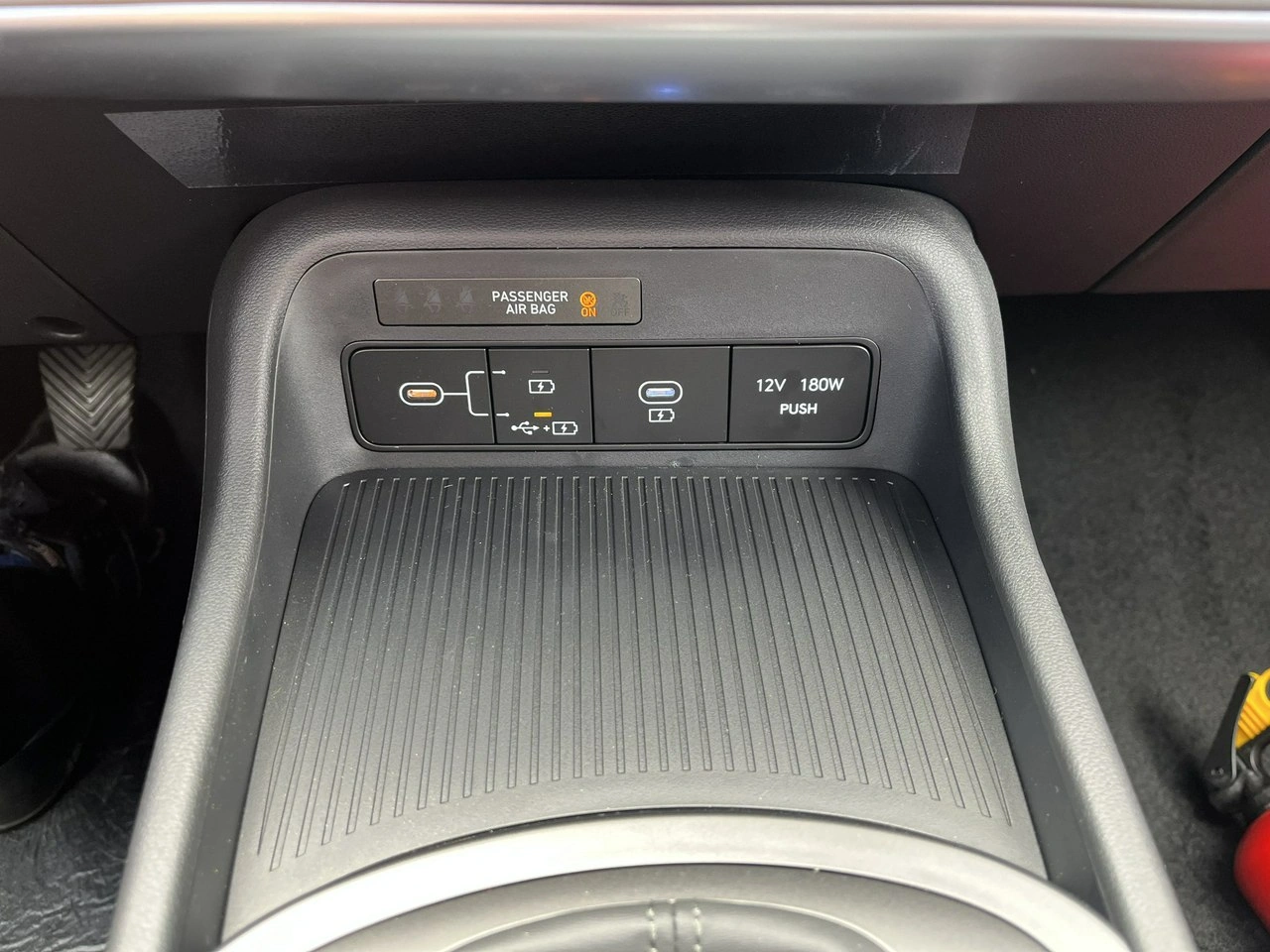 Hyundai Kona - Zdjęcie 26