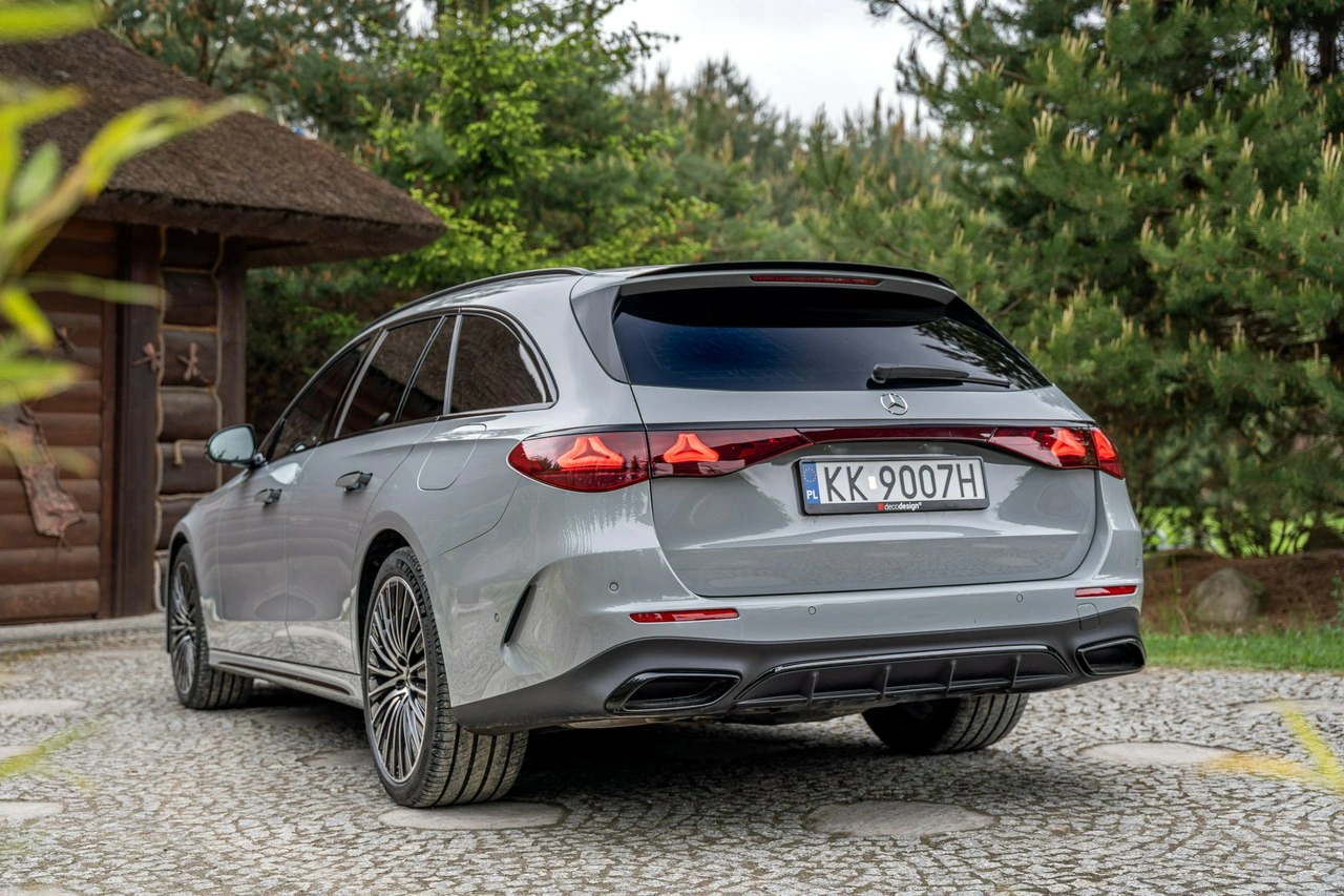 Mercedes E 300 - Zdjęcie 10