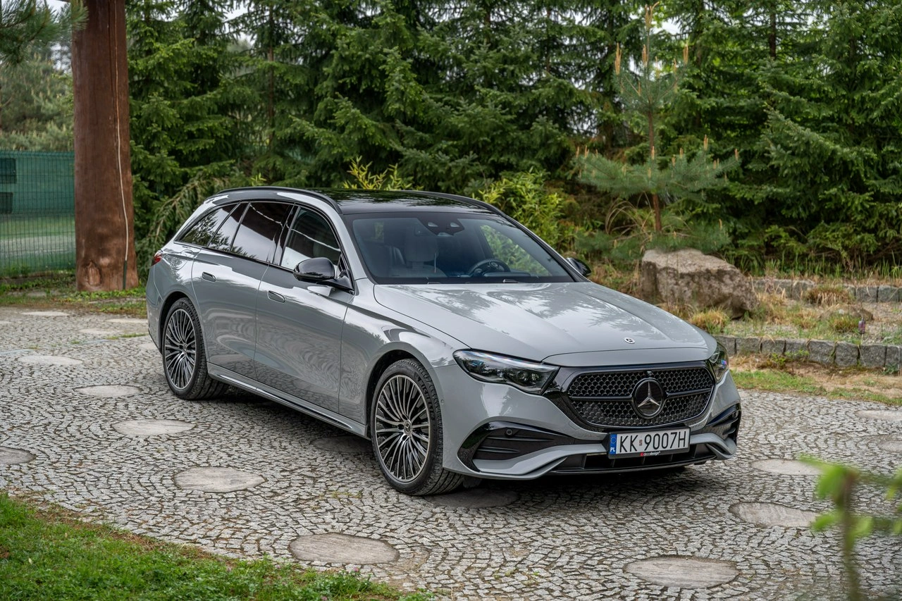 Mercedes E 300 - Zdjęcie 18