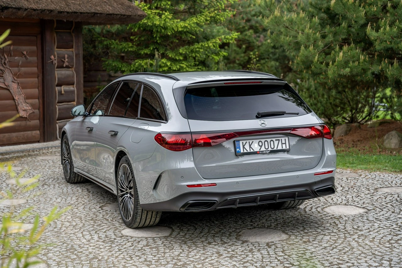 Mercedes E 300 - Zdjęcie 1