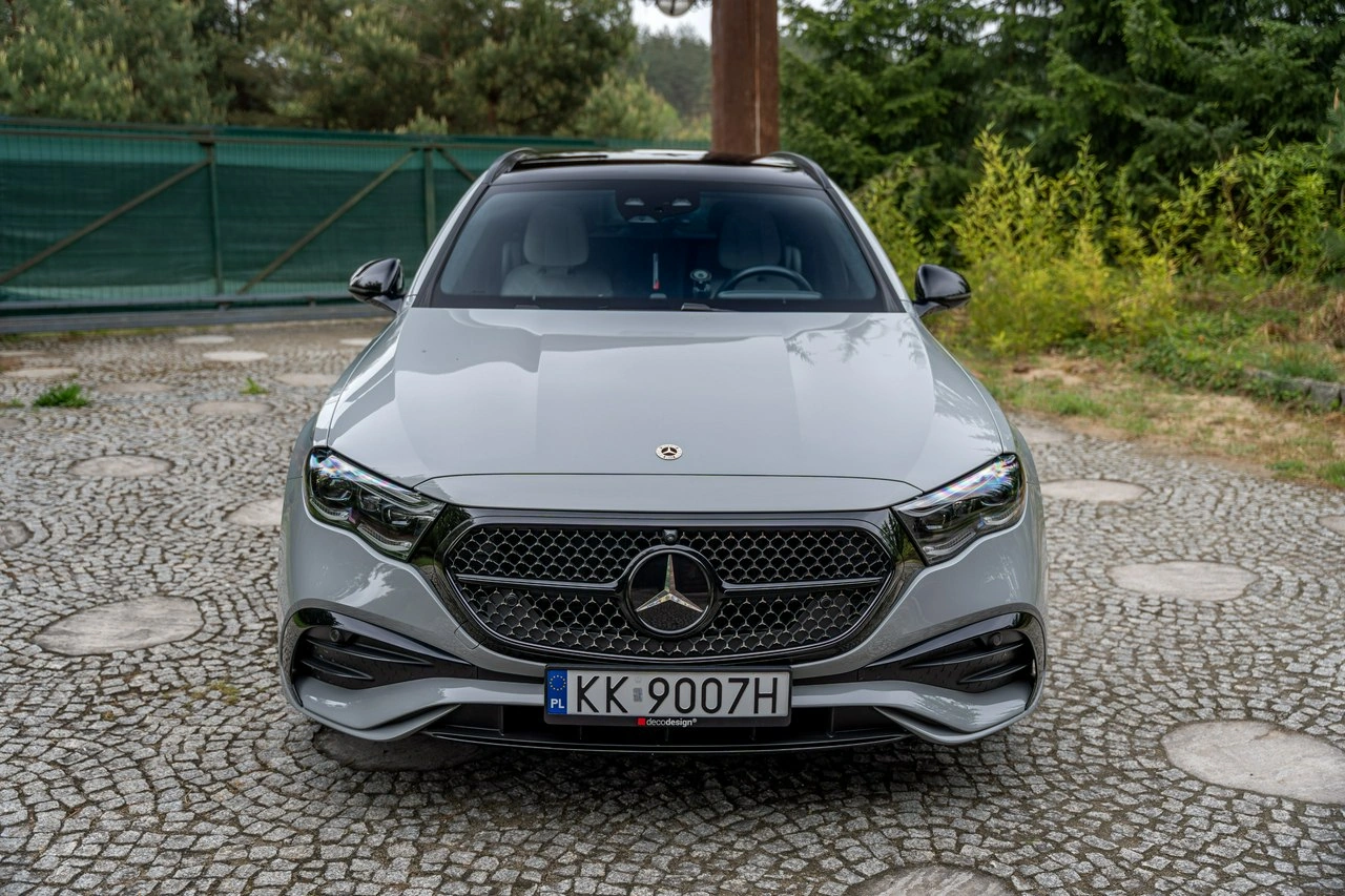 Mercedes E 300 - Zdjęcie 22