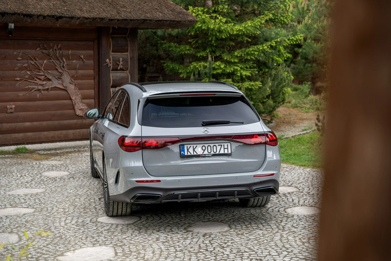 Mercedes E 300 - Zdjęcie 23