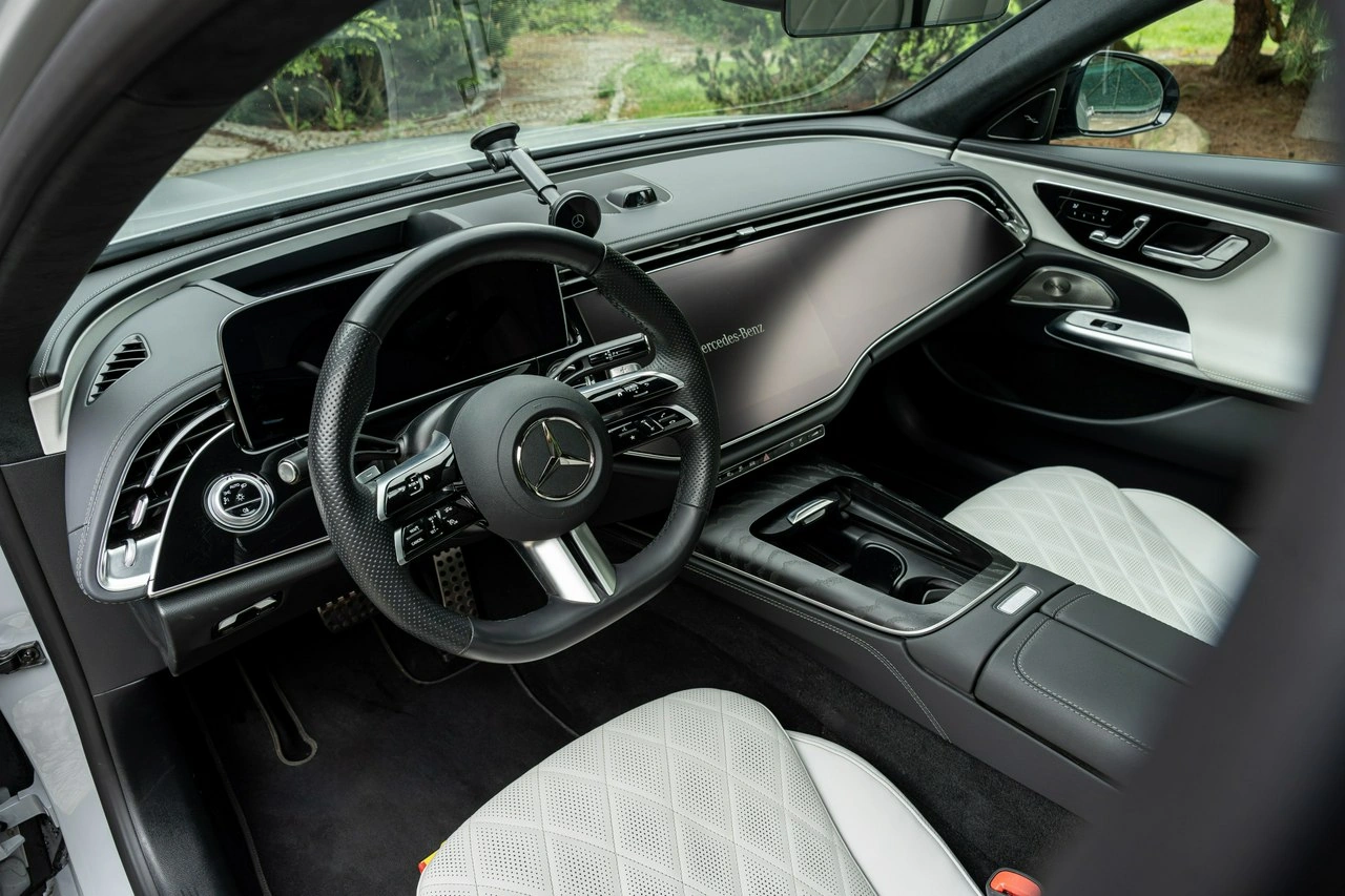 Mercedes E 300 - Zdjęcie 40