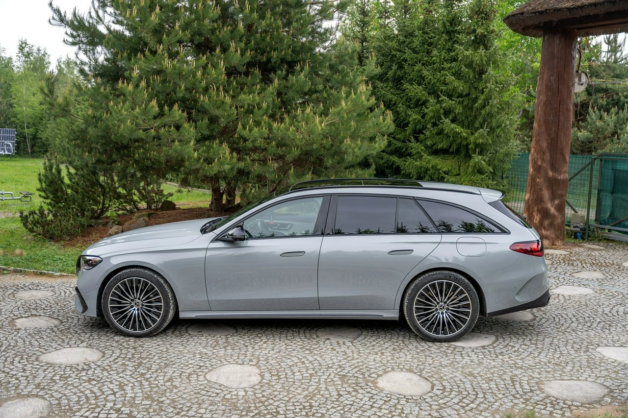 Mercedes E 300 - Zdjęcie 6