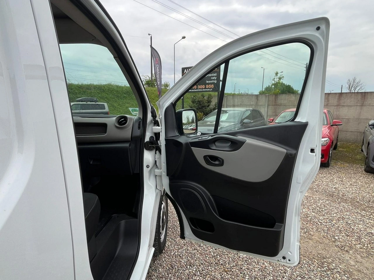 Renault Trafic - Zdjęcie 17