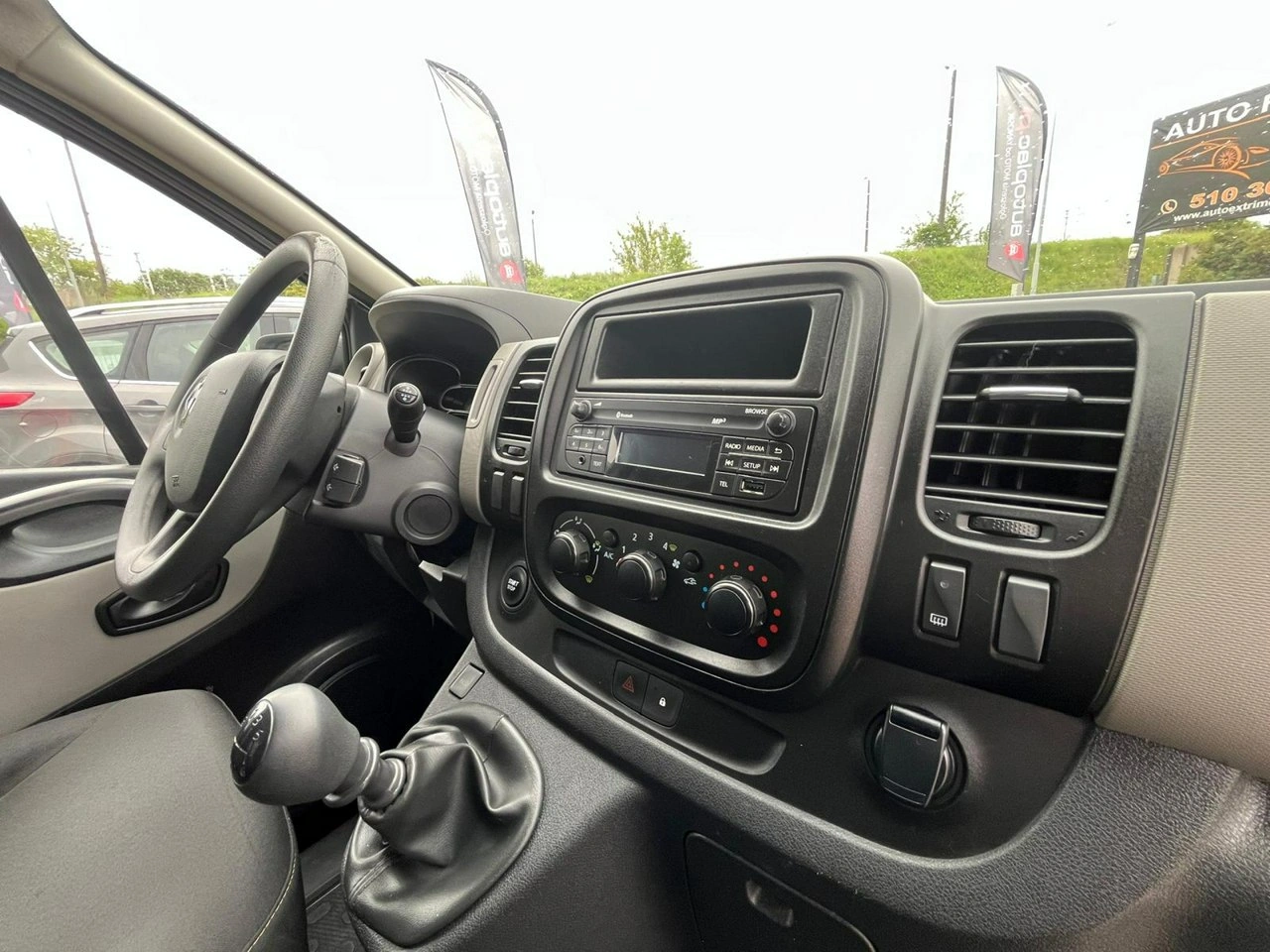 Renault Trafic - Zdjęcie 20