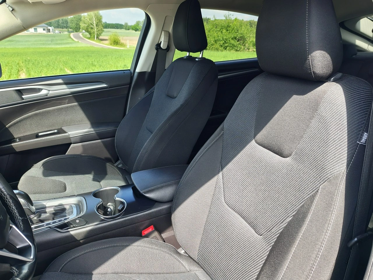 Ford Mondeo - Zdjęcie 10