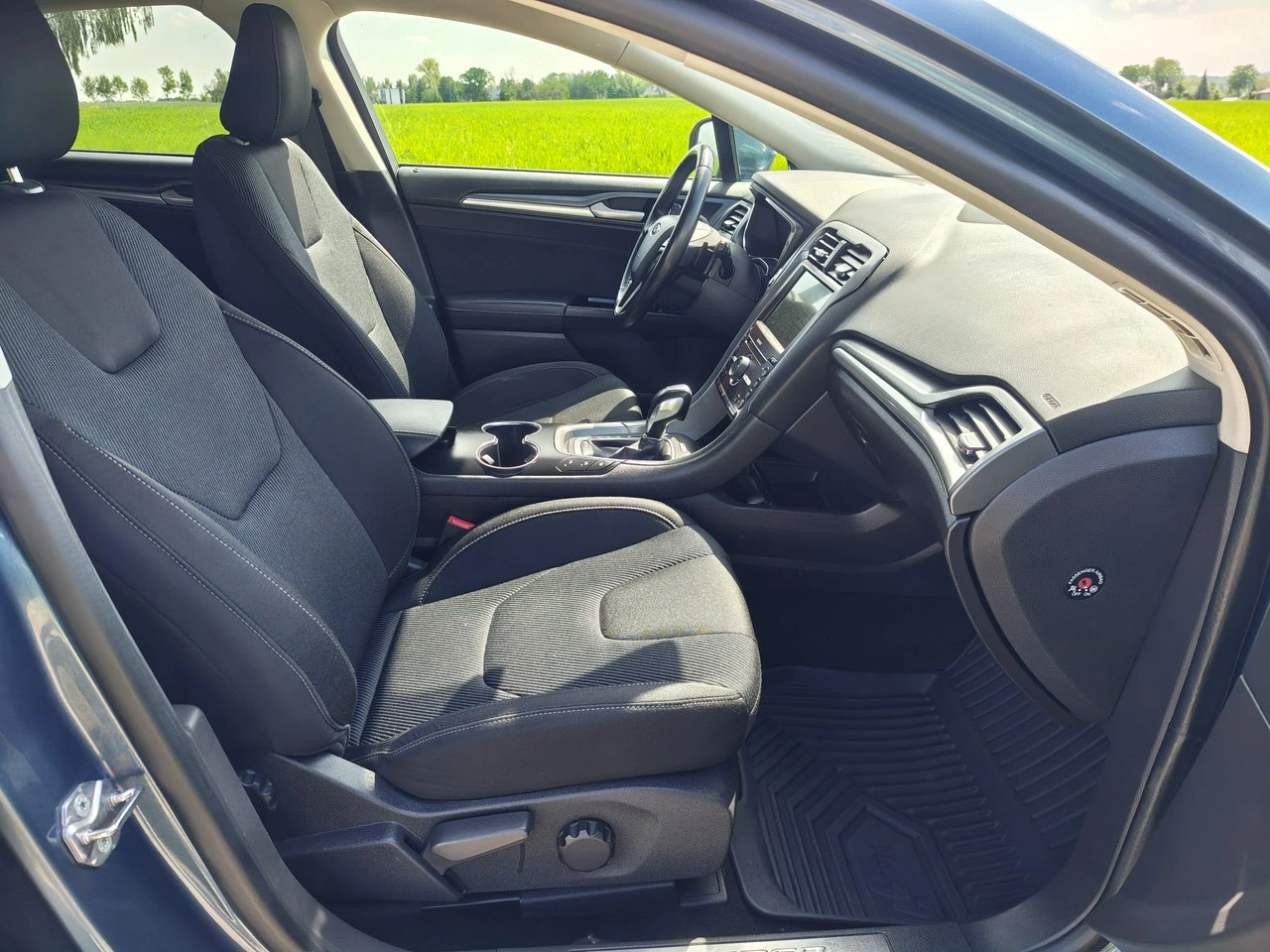 Ford Mondeo - Zdjęcie 12