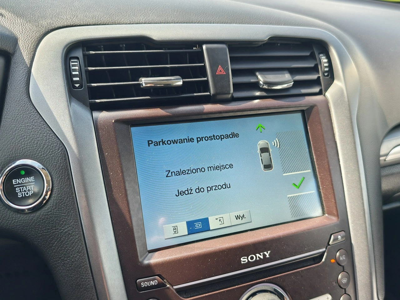 Ford Mondeo - Zdjęcie 30