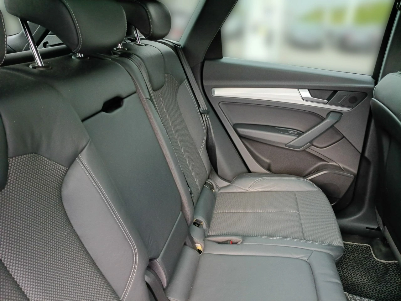 Audi Q5 - Zdjęcie 10