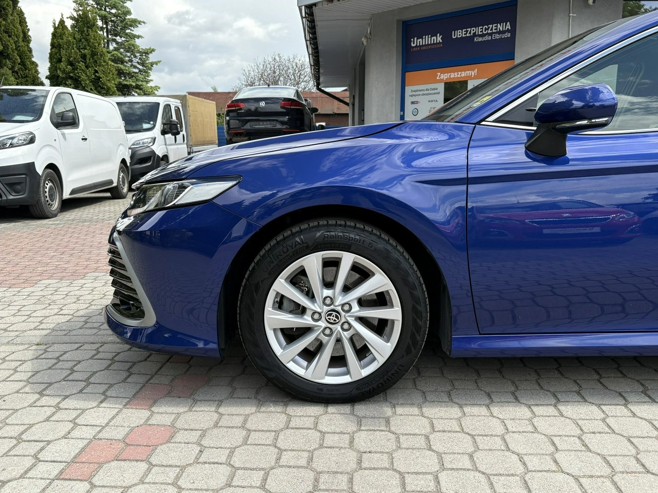 Toyota Camry - Zdjęcie 9