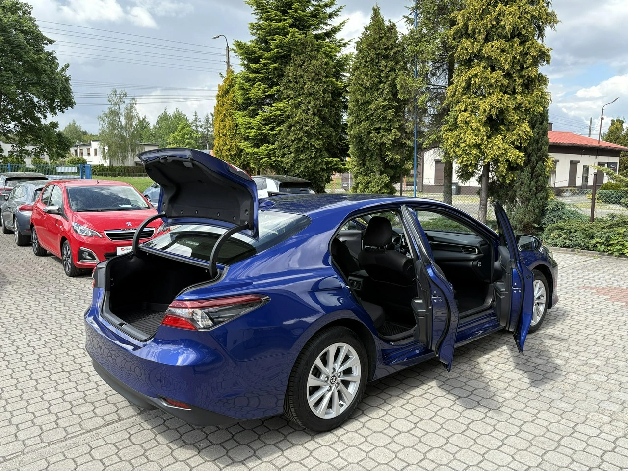 Toyota Camry - Zdjęcie 12