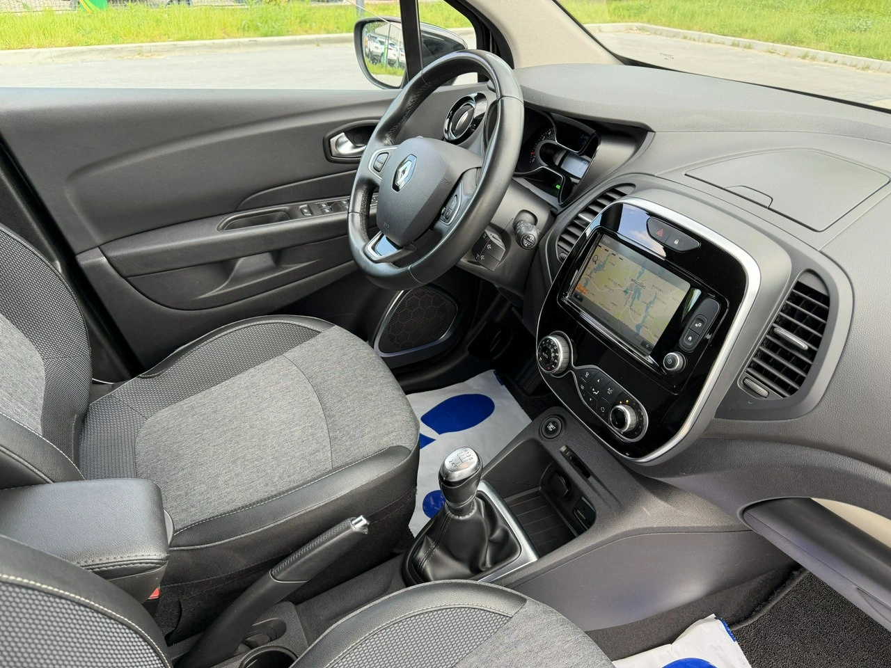 Renault Captur - Zdjęcie 36