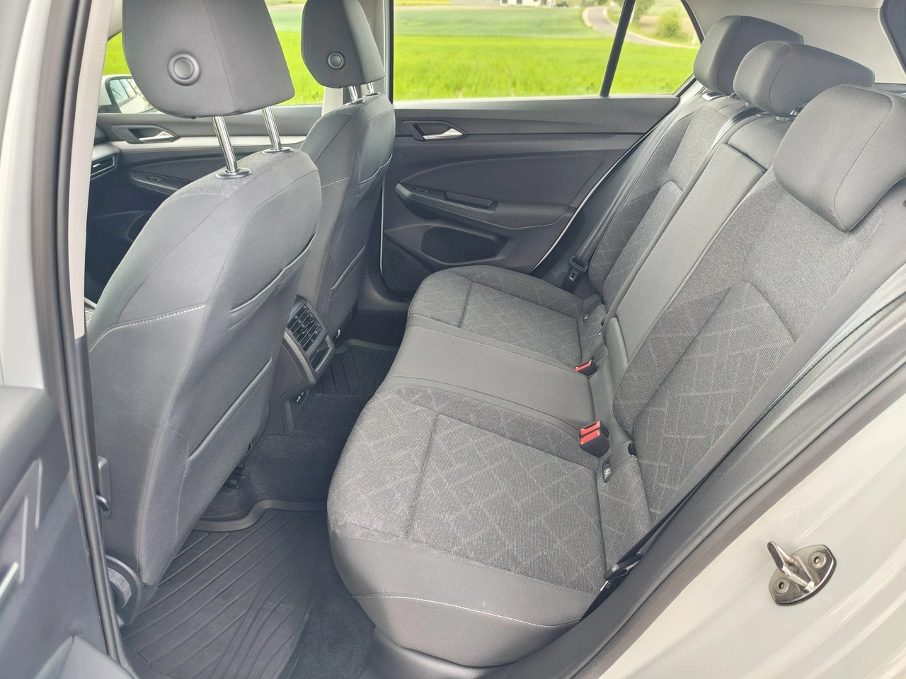 Volkswagen Golf - Zdjęcie 12