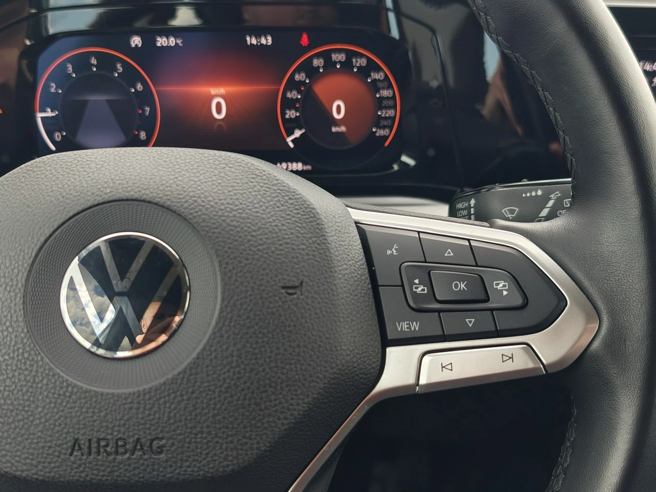 Volkswagen Golf - Zdjęcie 19