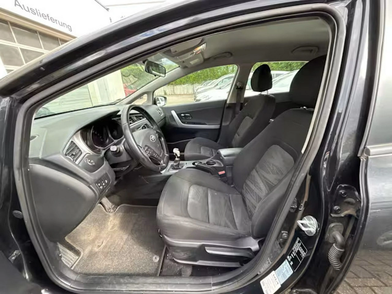 Kia Ceed - Zdjęcie 4