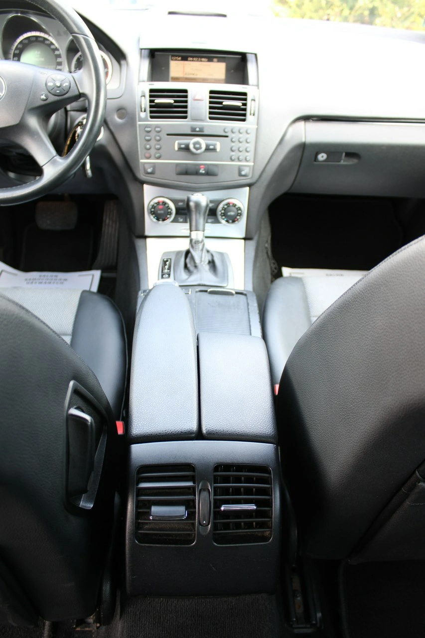 Mercedes C 220 - Zdjęcie 23