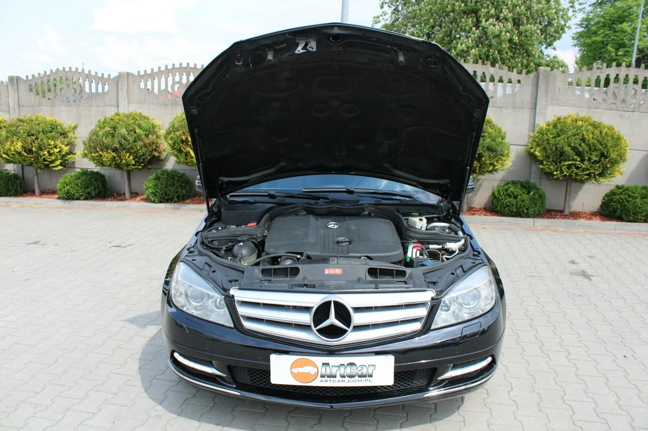 Mercedes C 220 - Zdjęcie 35