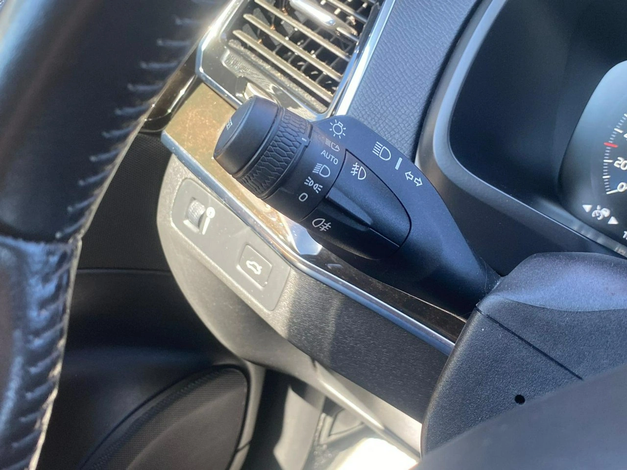 Volvo XC 90 - Zdjęcie 24