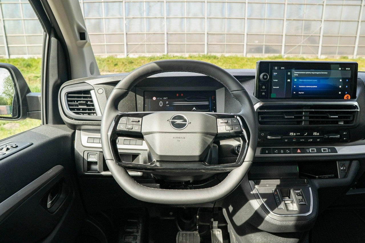 Opel Zafira Life - Zdjęcie 15
