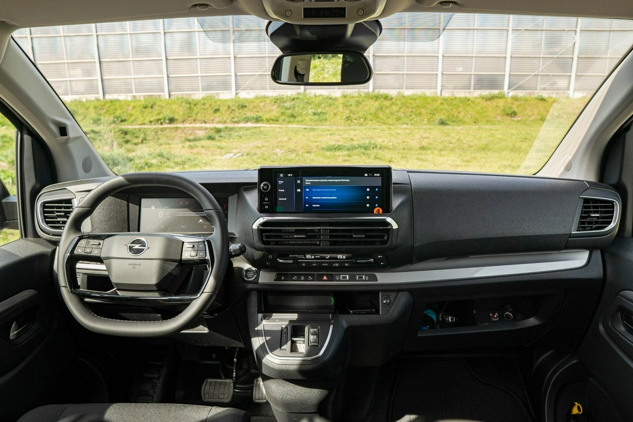 Opel Zafira Life - Zdjęcie 16