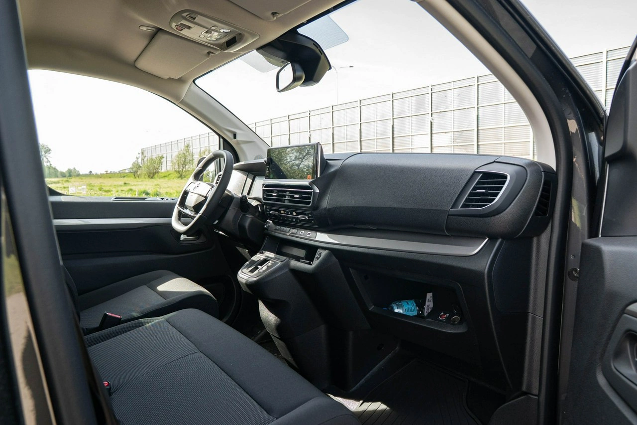 Opel Zafira Life - Zdjęcie 18