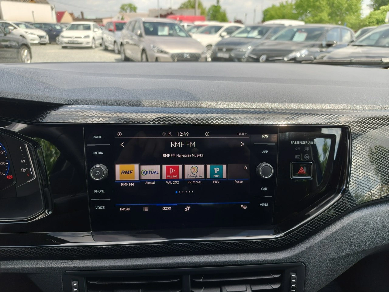 Volkswagen Polo - Zdjęcie 15