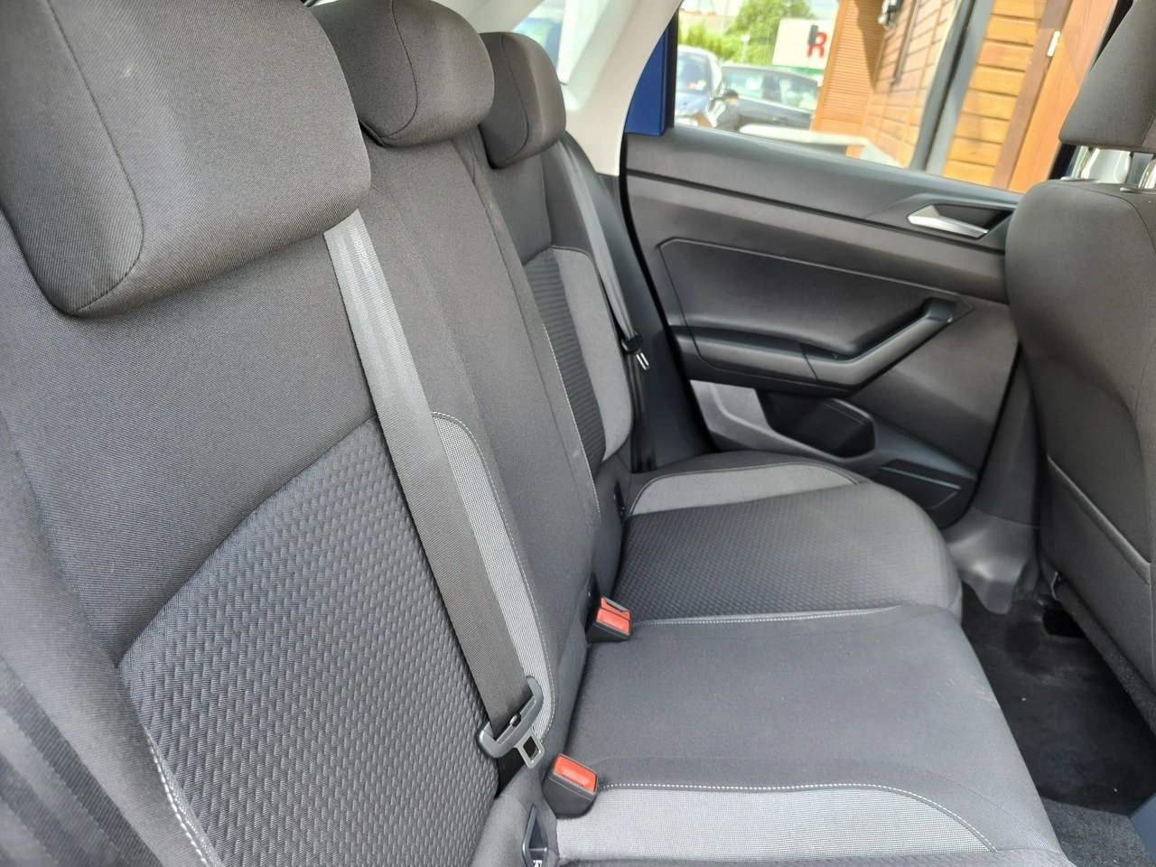 Volkswagen Polo - Zdjęcie 23