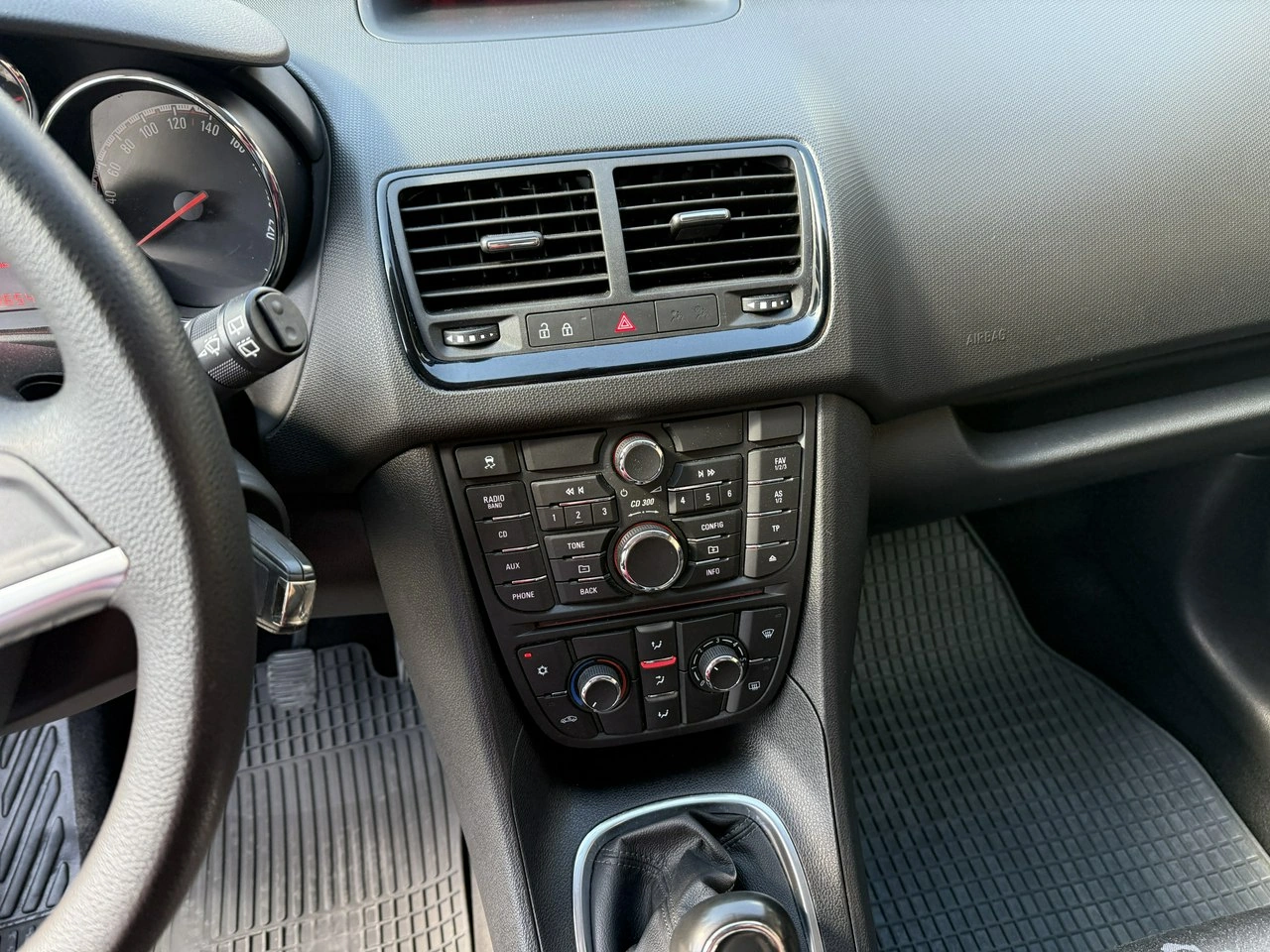 Opel Meriva - Zdjęcie 17