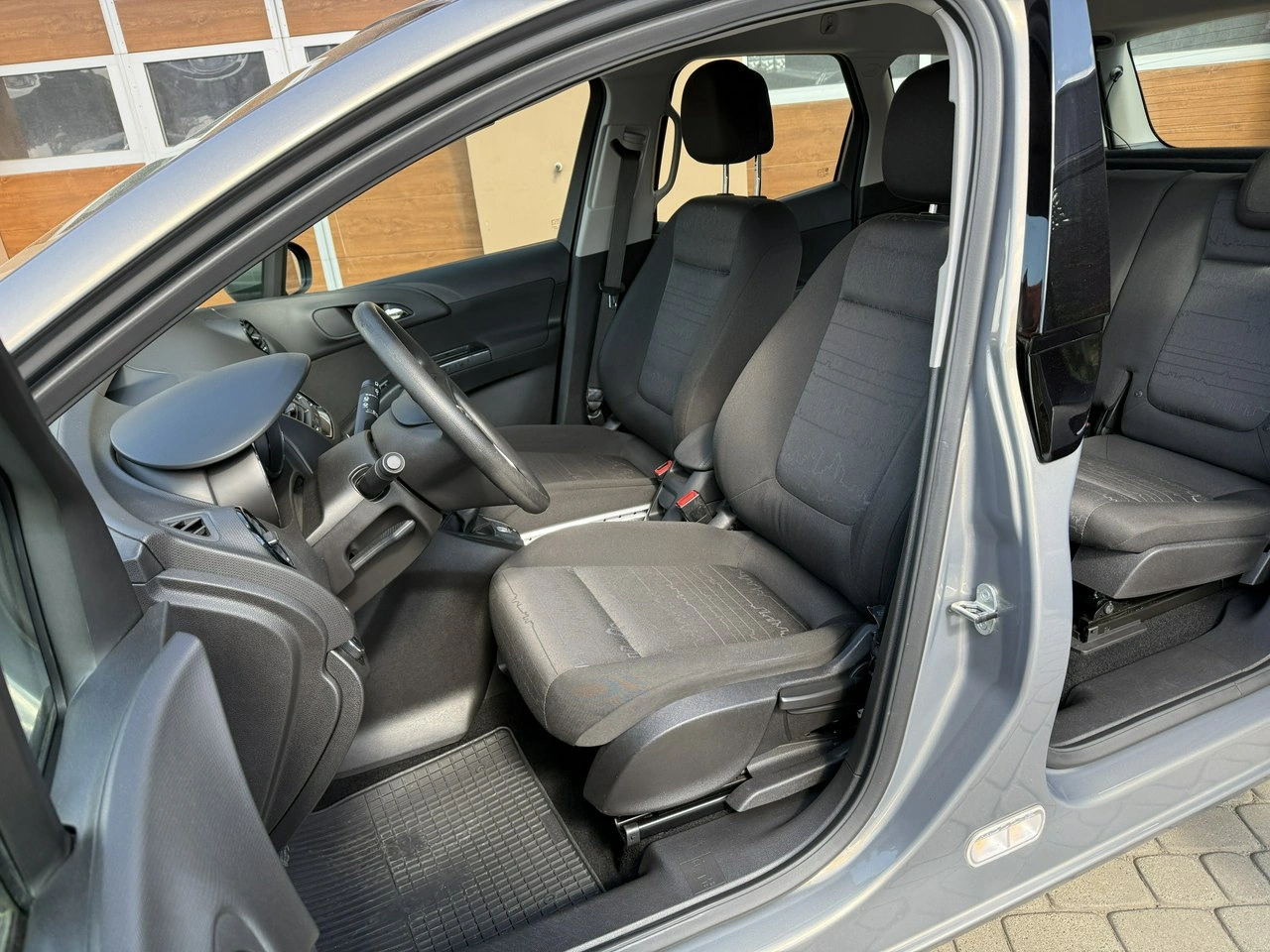 Opel Meriva - Zdjęcie 18