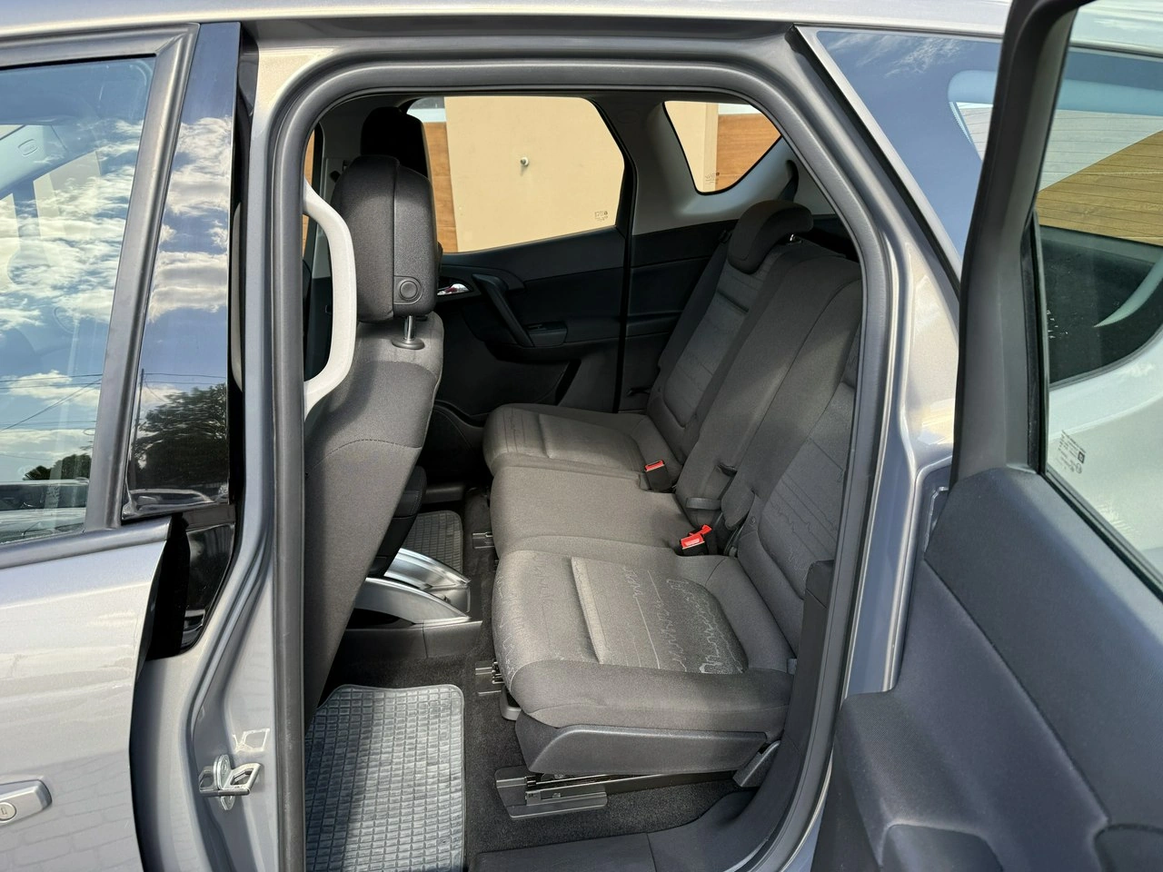 Opel Meriva - Zdjęcie 24