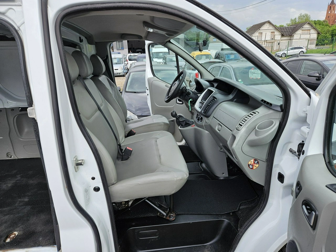 Opel Vivaro - Zdjęcie 8