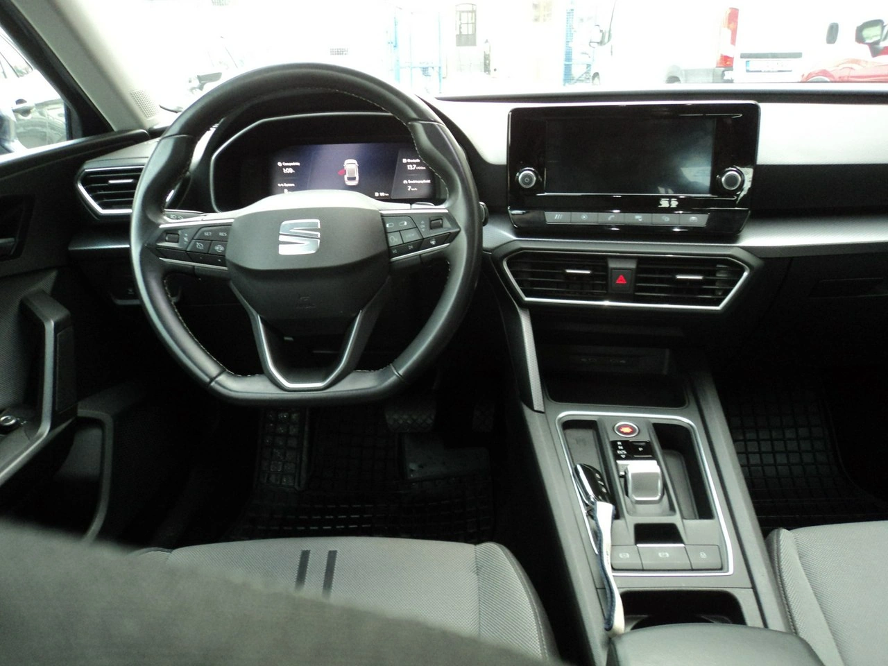 Seat Leon - Zdjęcie 15