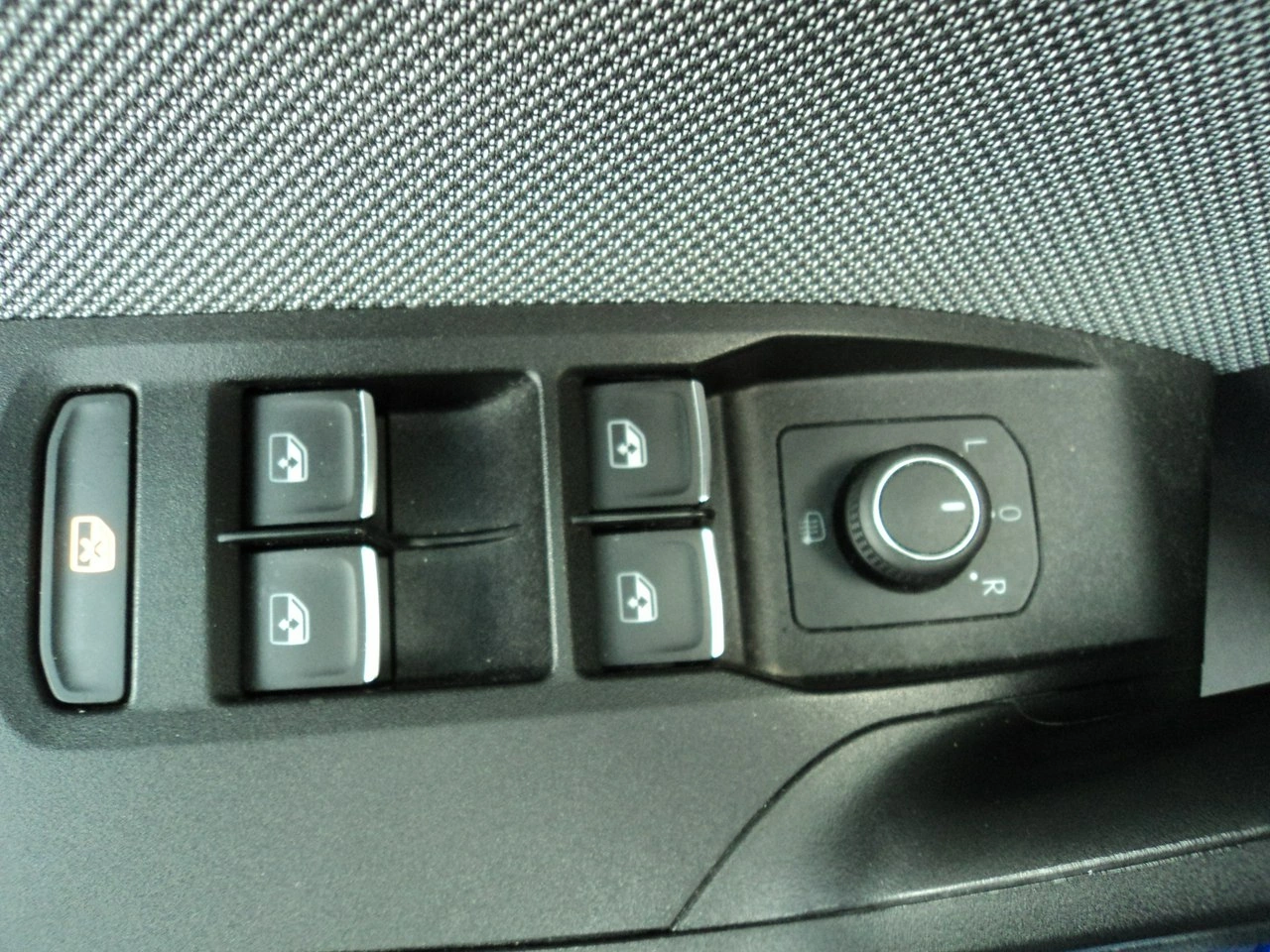 Seat Leon - Zdjęcie 16