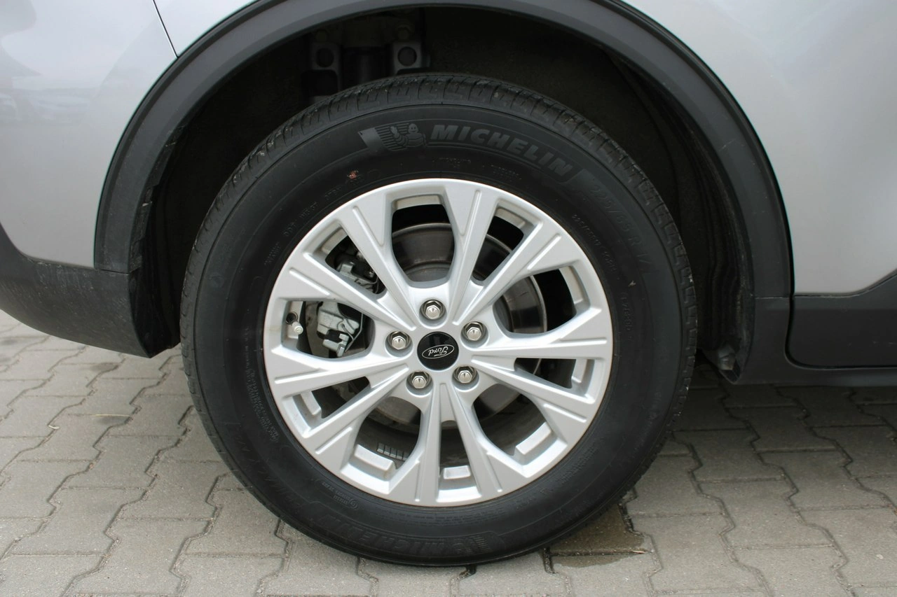 Ford Escape - Zdjęcie 35