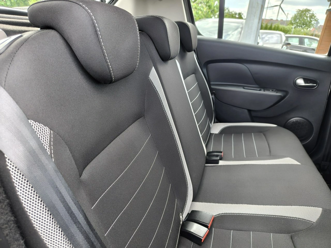 Dacia Sandero Stepway - Zdjęcie 21
