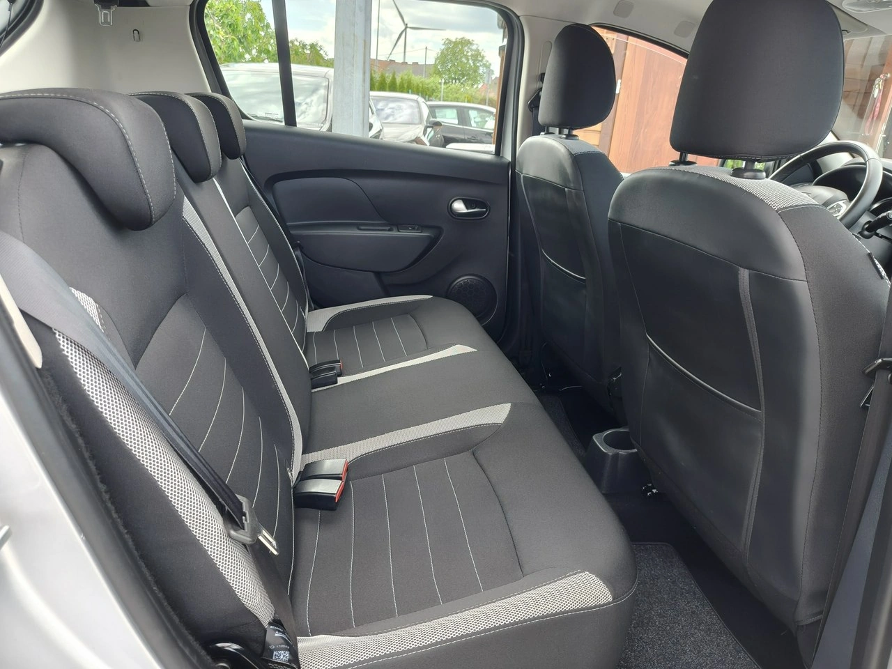 Dacia Sandero Stepway - Zdjęcie 22