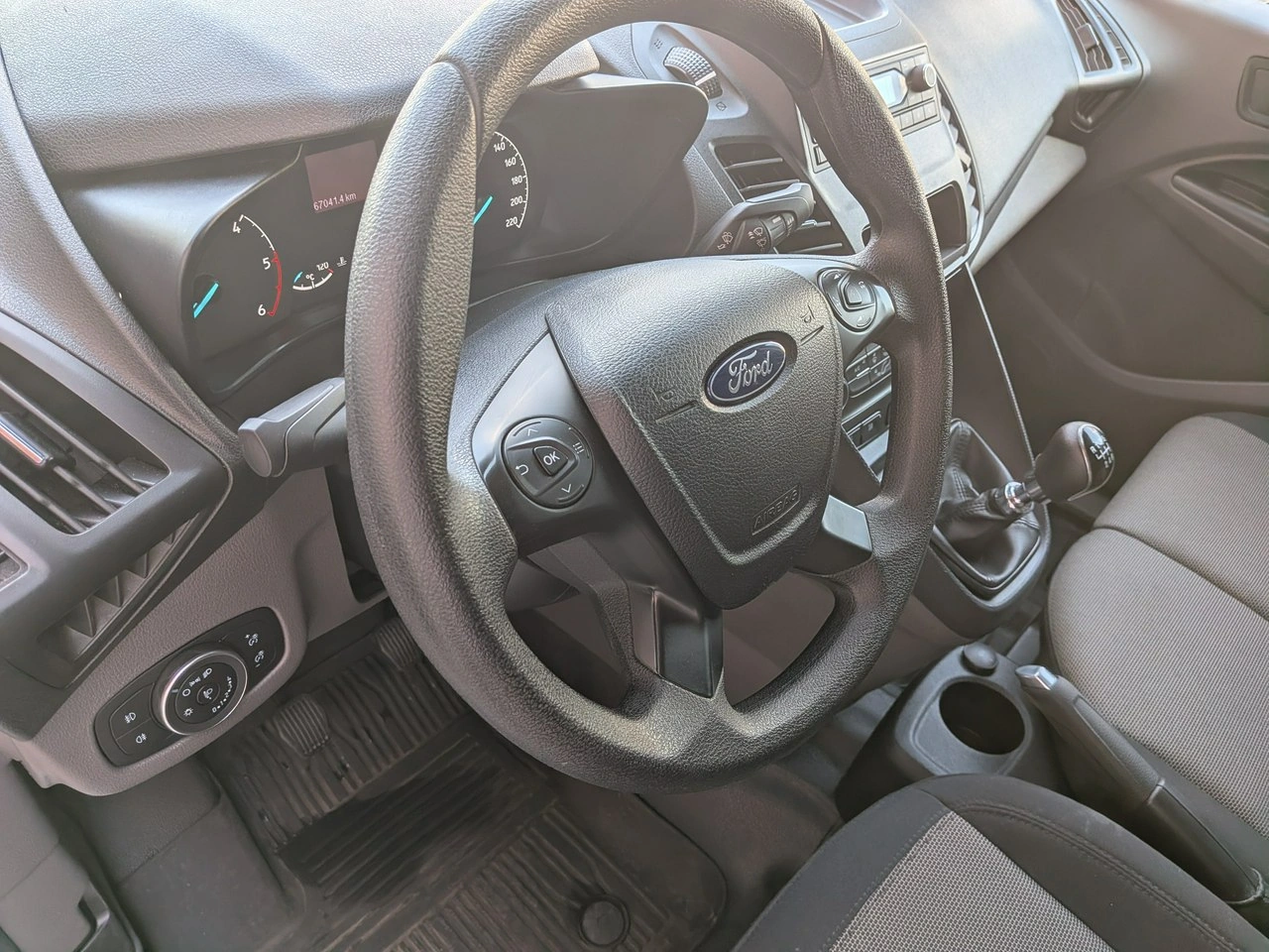 Ford Transit Connect - Zdjęcie 9