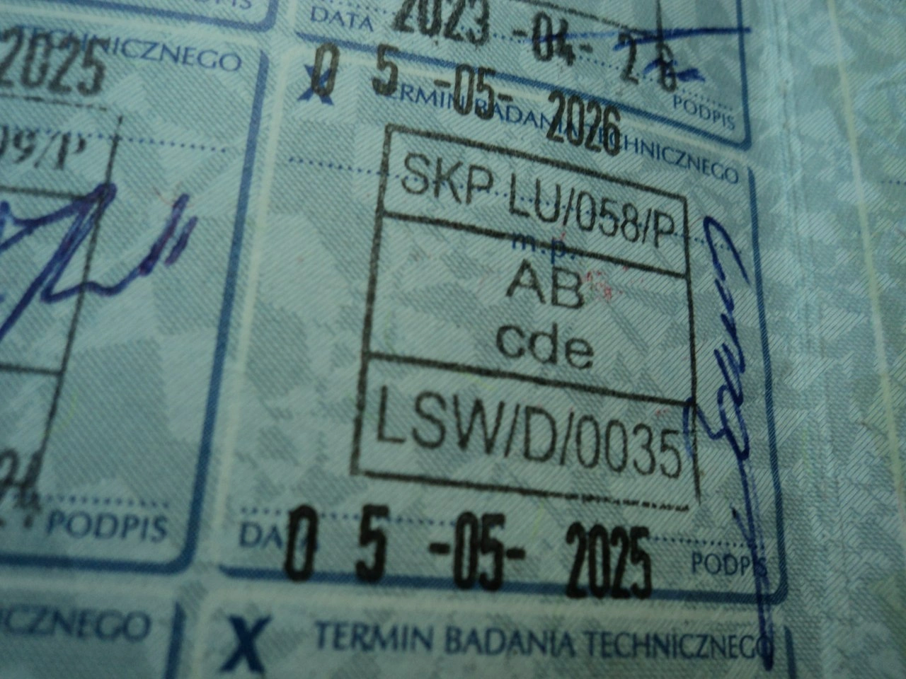 Toyota Prius+ - Zdjęcie 16