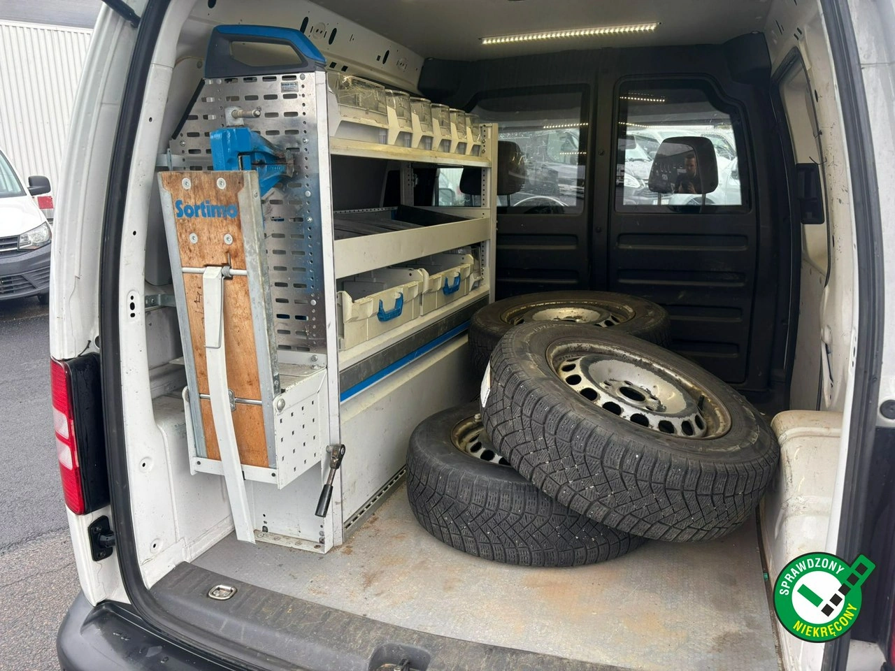 Volkswagen Caddy - Główne zdjęcie