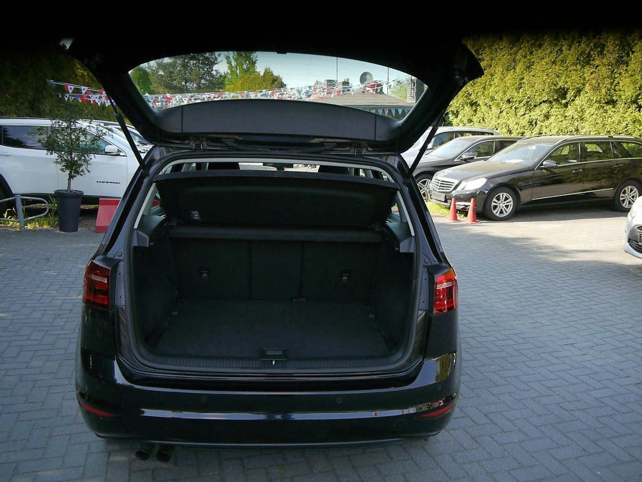 Volkswagen Golf Sportsvan - Zdjęcie 16