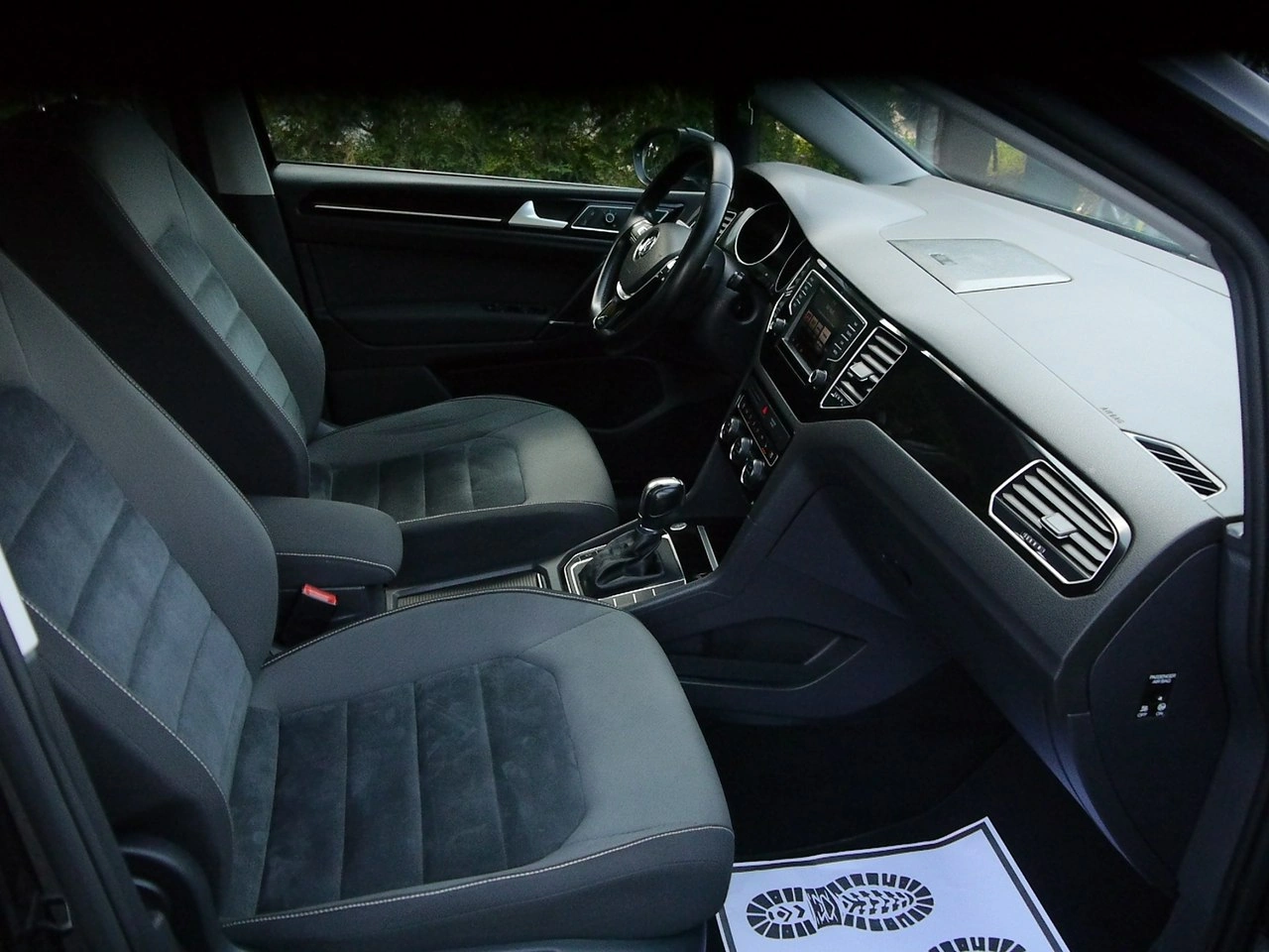 Volkswagen Golf Sportsvan - Zdjęcie 32