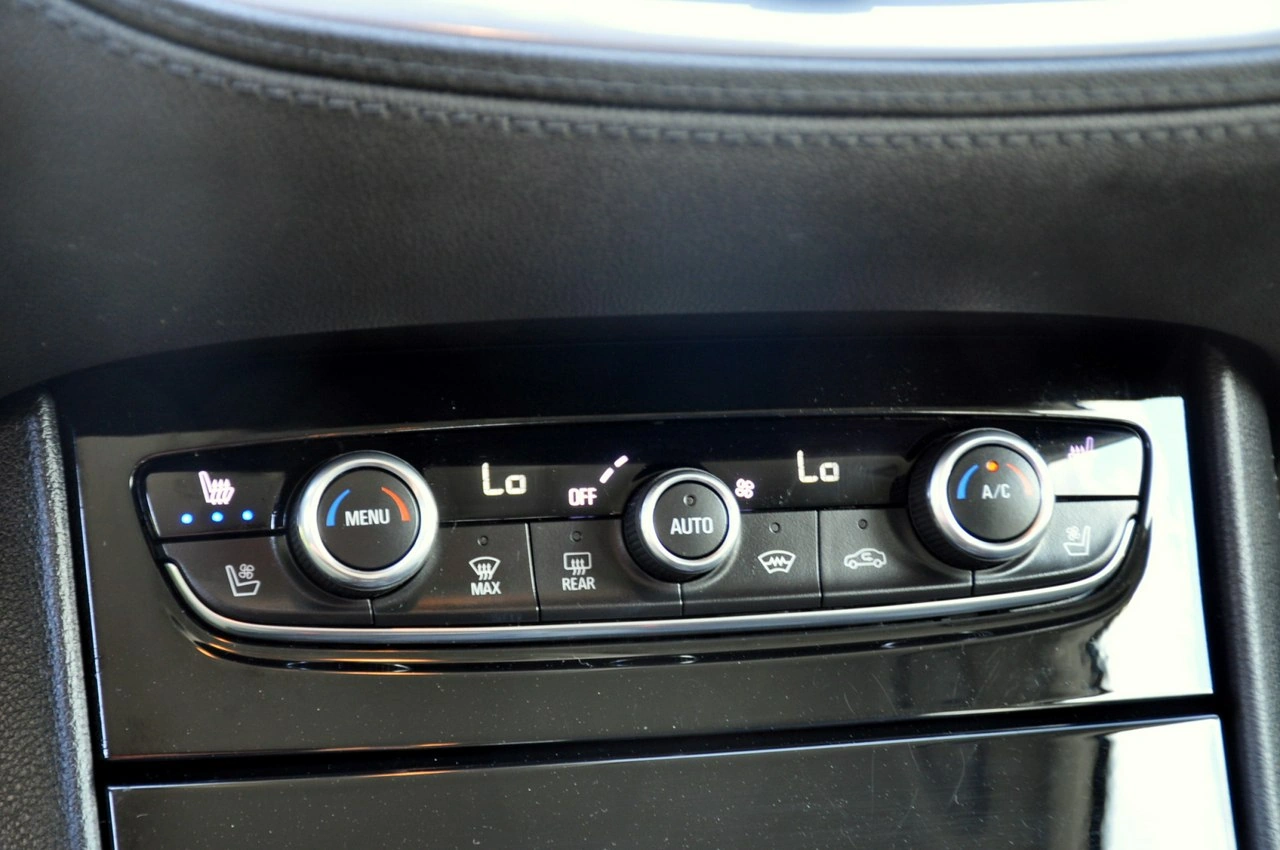 Opel Grandland X - Zdjęcie 33