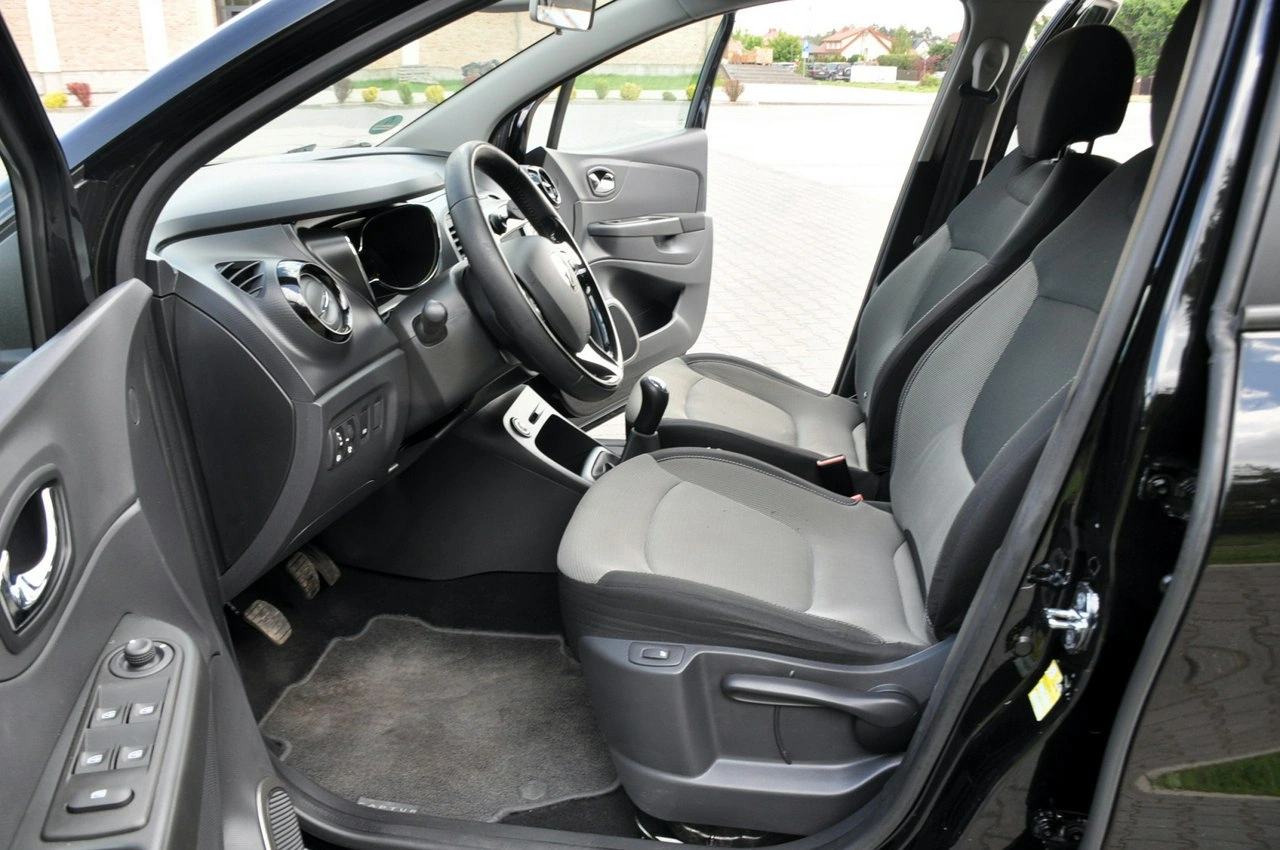 Renault Captur - Zdjęcie 21