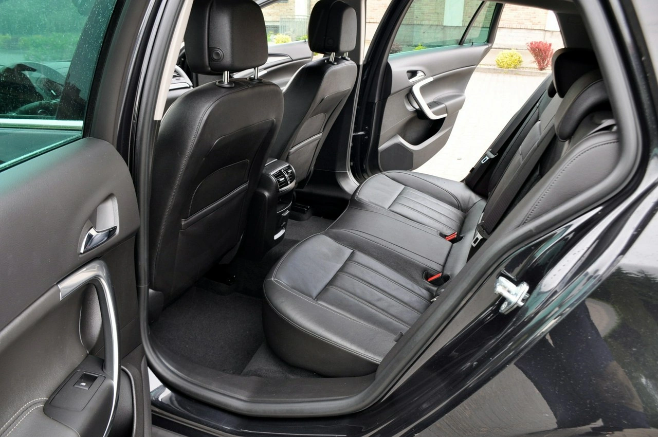 Opel Insignia - Zdjęcie 19