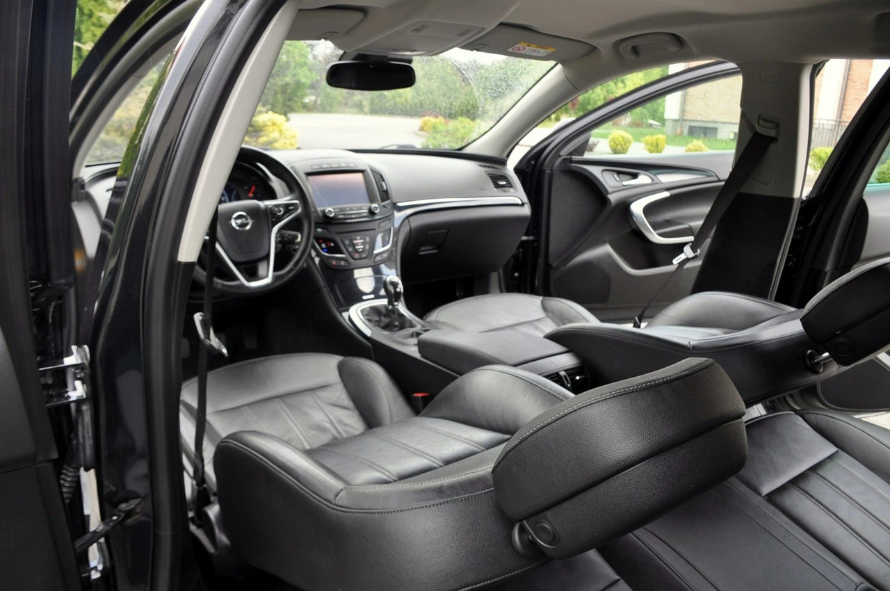 Opel Insignia - Zdjęcie 26