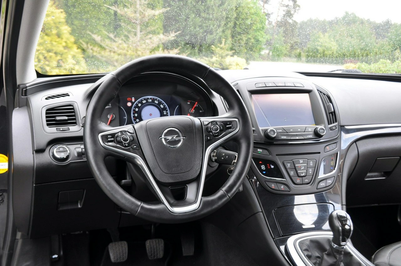 Opel Insignia - Zdjęcie 28