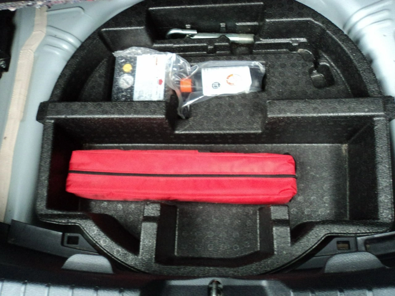 Toyota Yaris - Zdjęcie 15