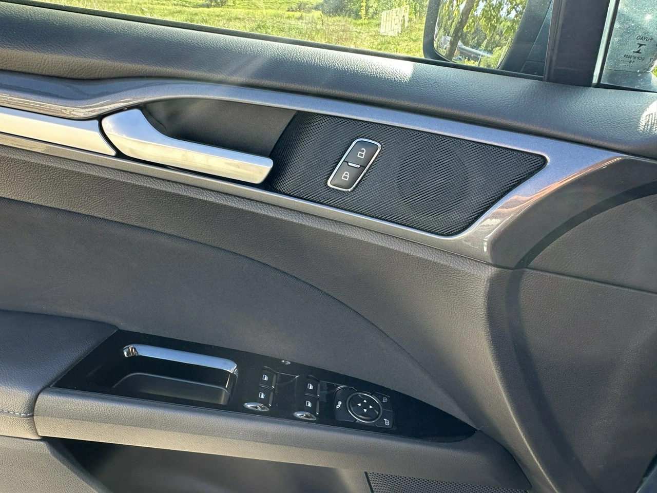 Ford Mondeo - Zdjęcie 17